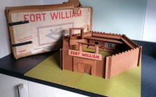 Raytel Vintage Wooden Fort William Box wood toy play soldiers with box