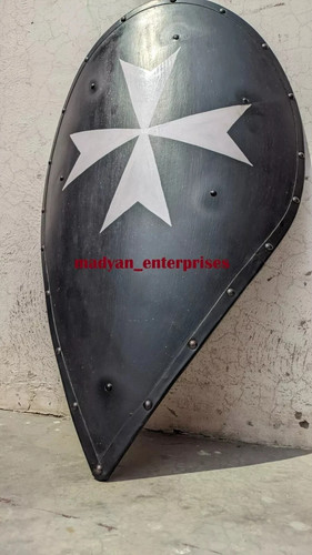 Cross design kite shield - design,