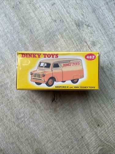 Dinky toys 482 bedford cwt - dinky,