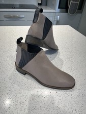 NK Vero Cuoio Chelsea Boots