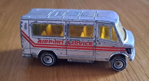 Siku mercedes 208 - mercedes, airport
