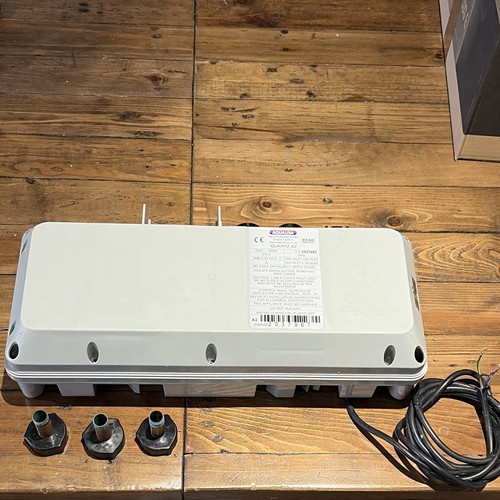 Aqualisa quartz shower - -, a2