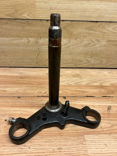 1978 suzuki gs550e bottom yoke - bottom,