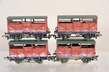TRIANG HORNBY AIRFIX RAKE of 4