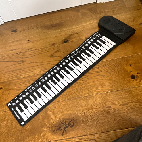 Hand roll piano 49k key - roll,