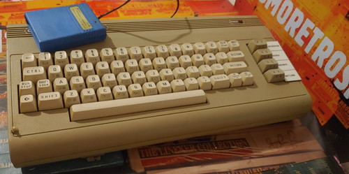 Commodore c64g bread box - 64,