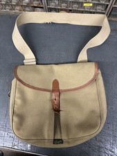 BRADY OF HALESOWEN FISHING SHOOTING SHOULDER BAG WITH INSERT. POSSIBLY STOUR