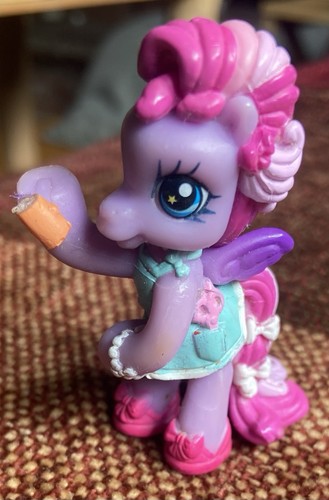 Little pony collectible - my,