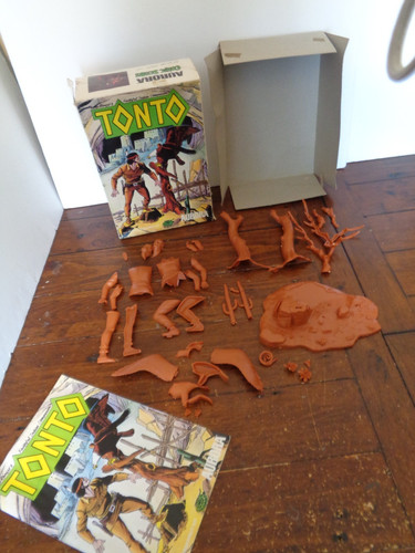 Aurora comic scenes tonto - scenes,