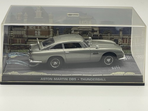 James bond 007 car - james,