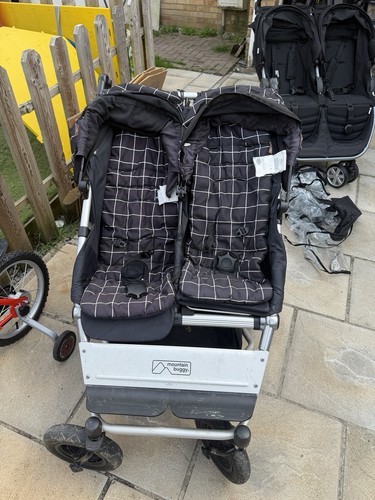 Mountain buggy duet - buggy,