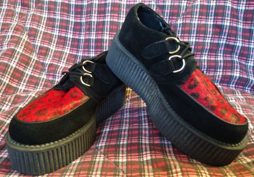 K red leopard creeper - red,