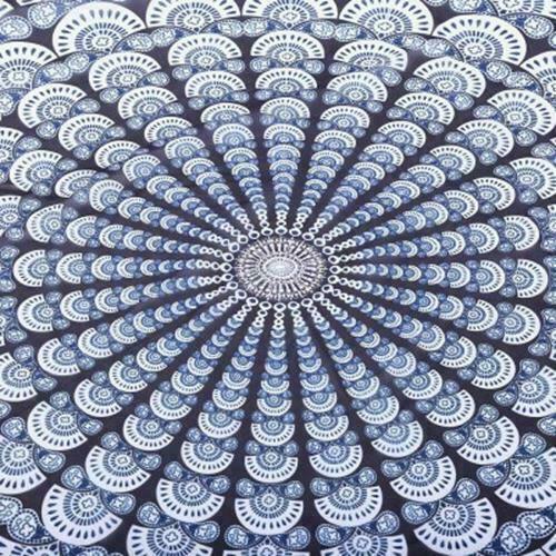 Picnic blanket tapestry print - picnic,