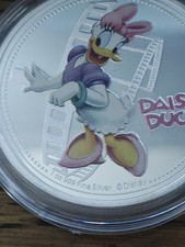 1oz Disney daisy Duck Coin Marked 1 Oz Fine Silver . Suspect Plated