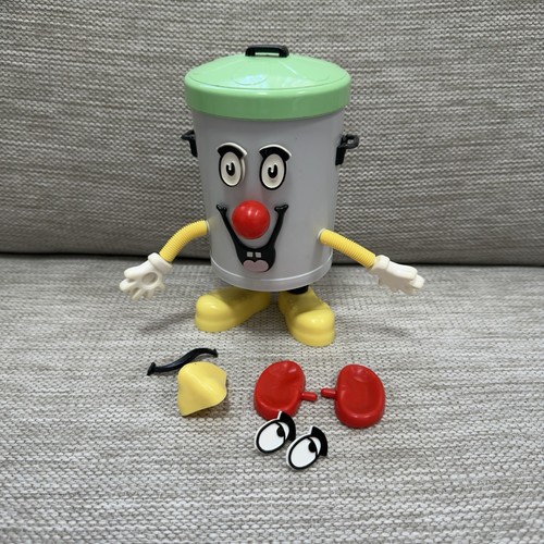 Vintage 1978 dusty bin - vintage, 3-2-1
