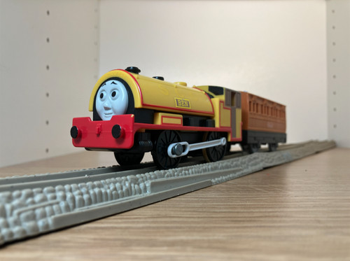 Thomas the tank engine tomy - thomas,