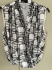 Gok Wan Black/White Sleeveless