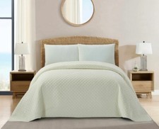 Velmoire  Luxury Velvet