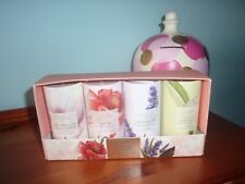 M&S Floral Collection Talcum