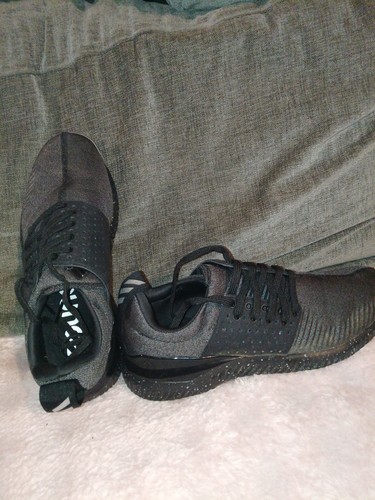 Selling pair men s adidas - pair, of
