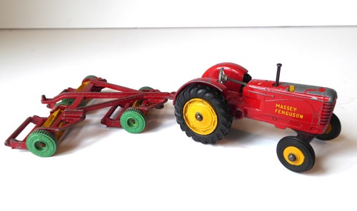 Dinky toys 323 massey - 27, /