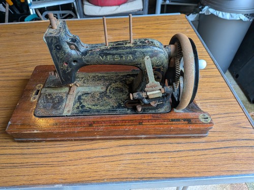 Vesta hand crank - vesta,