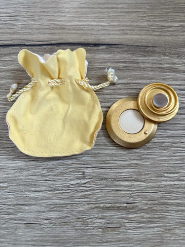 Escada acte compact perfumed - 2,
