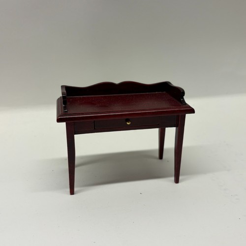 12th scale dolls house - 1:12th,