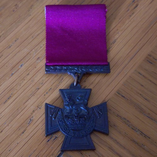 Victoria cross medal - cross, size