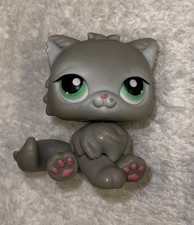 Littlest Pet Shop LPS Grey Persian Cat Green Eyes Toy Figure #82 Gen 2