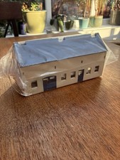 Hornby R502-010 Station