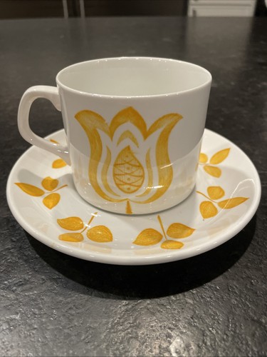 Meakin tulip time cup - j,