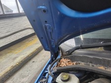 BONNET HINGE RH VAUXHALL ADAM