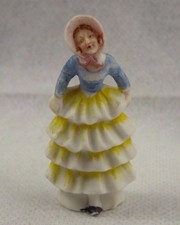 Antique / Art Deco Bisque Cake