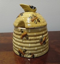 POTTERY HONEY JAR WITH BEE