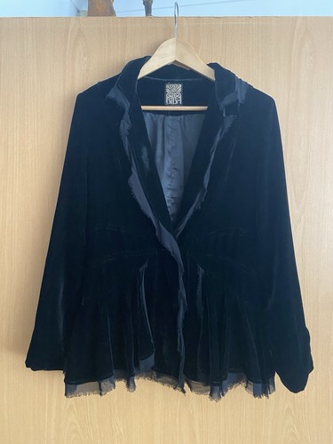 Biba black velvet peplum - black,
