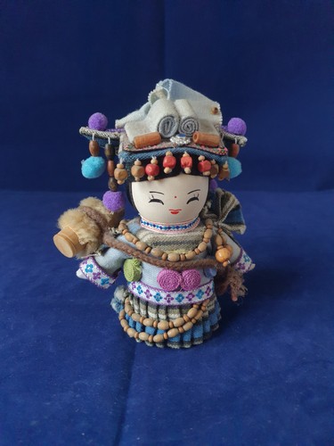 Vintage chinese doll oriental - chinese,