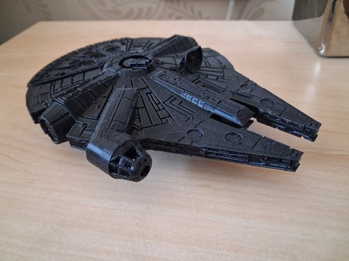 Star wars millenium falcon - wars,