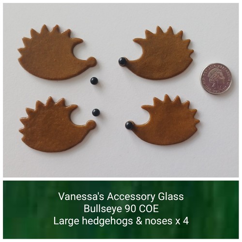Bullseye coe 4 hedgehogs - x,