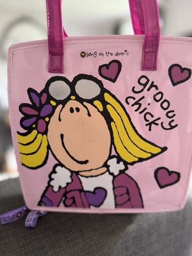 Bang the door groovy - groovy, chick