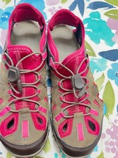 Merrell Womens Vibram walking sandals, closed toe, UK size 7.5