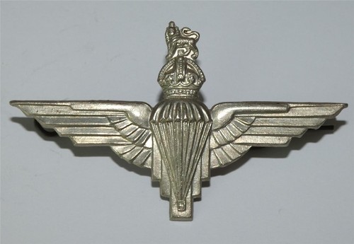 Parachute regiment badge - parachute,