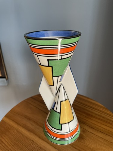 Wedgwood clarice cliff - clarice, ltd