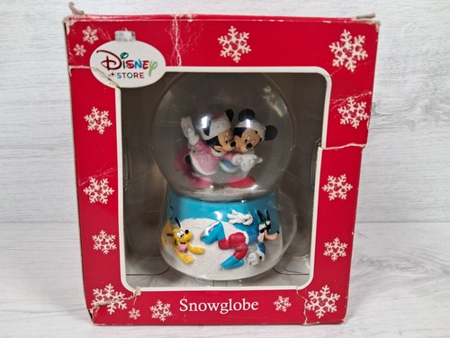 Disney store christmas - disney,