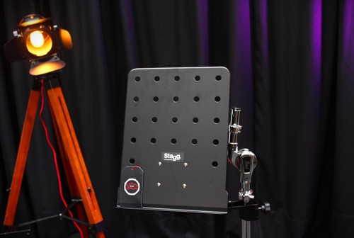 Stagg perforated music - perforated, stand
