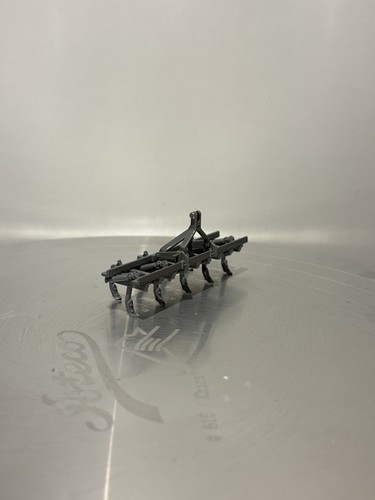 Universal hobbies - 1:32,