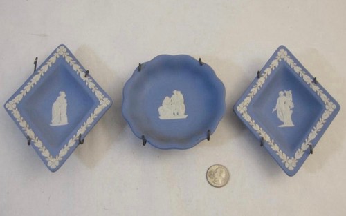 Wedgwood jasperware blue - wedgwood,