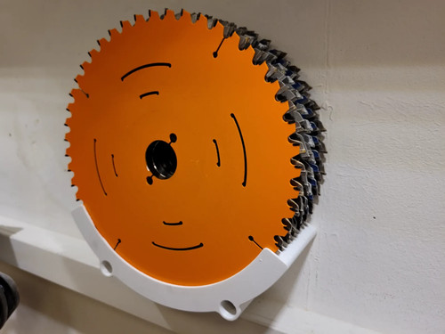 Circular saw blade holder - circular,