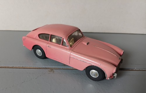 Triang spot 113 aston - on,