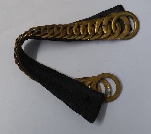 Vintage bearskin brass chin - vintage,